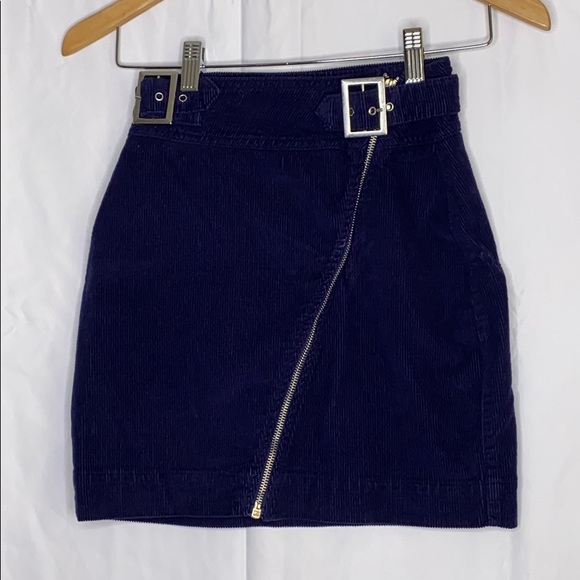 UO Harmony corduroy zip front mini skirt - Picture 3 of 9